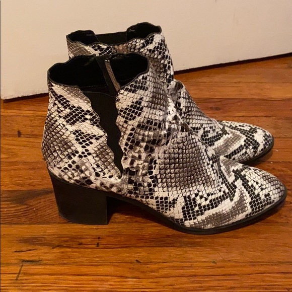 Snakeskin Booties - Picture 4 of 4